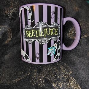 New Never Used Beetlejuice Purple Ceramic 20 OZ. Mug by Warner Bros.